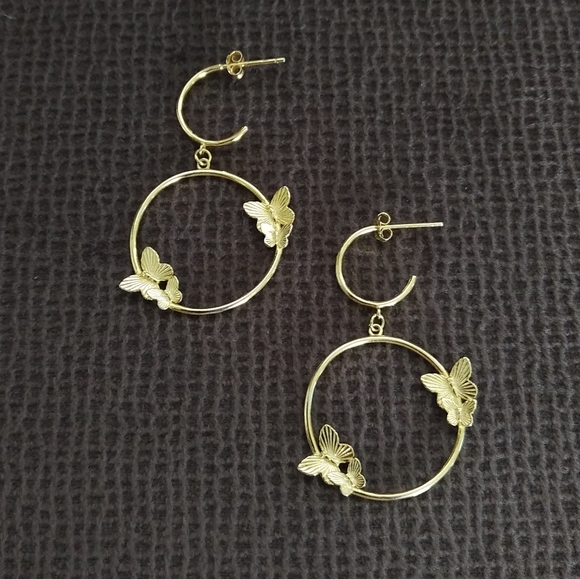 isabella m. Open Circle Butterflies🦋 Earrings - Picture 13 of 14